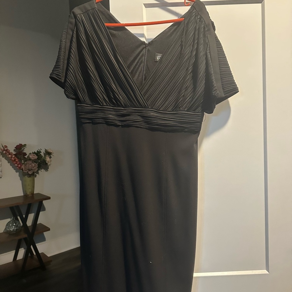 Adrianna Papell Black Pleated Wrap Dress with Flutter Sleeves